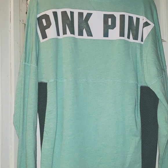 2 VS PINK MEDIUM- LOT - Picture 4 of 10